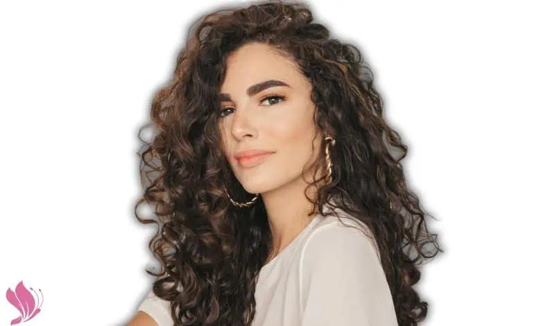 قصة طبيعية مجعدة قصة طبيعية مجعدة