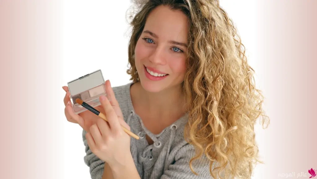 تقنيات التجديد السريع لمكياج ناعم للمناسبات تقنيات التجديد السريع لمكياج ناعم للمناسبات