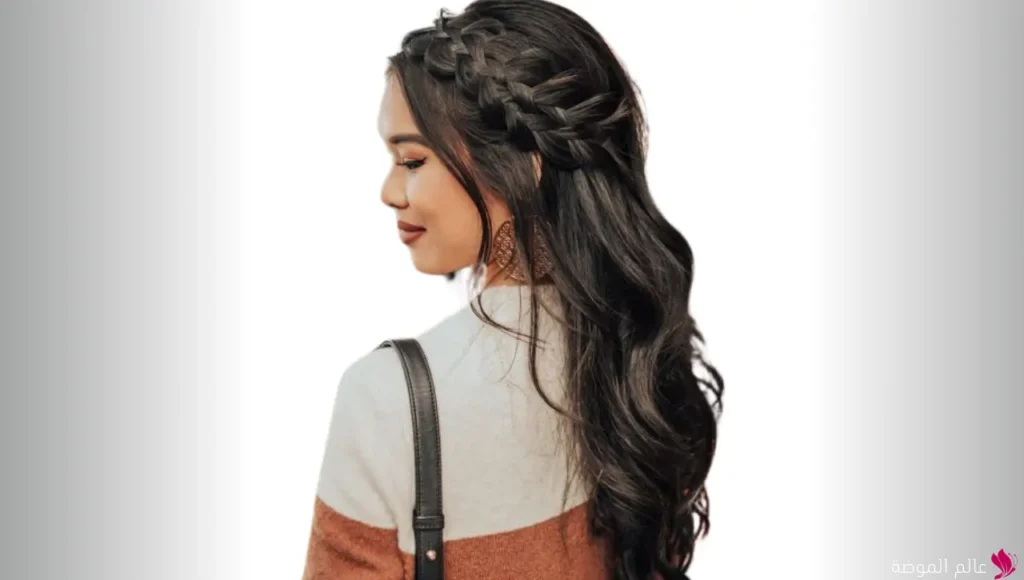 تسريحة الضفائر الفوضوية (Messy Braids) تسريحة الضفائر الفوضوية (Messy Braids)