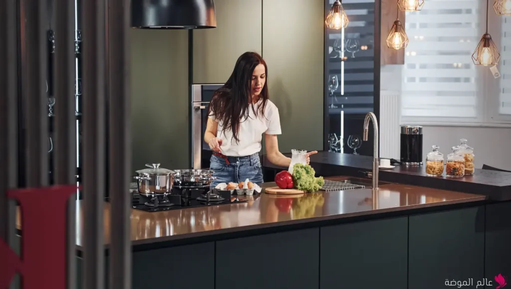 المطبخ المفتوح (الأمريكي) (Open KitchenAmerican Kitchen) المطبخ المفتوح (الأمريكي) (Open KitchenAmerican Kitchen)