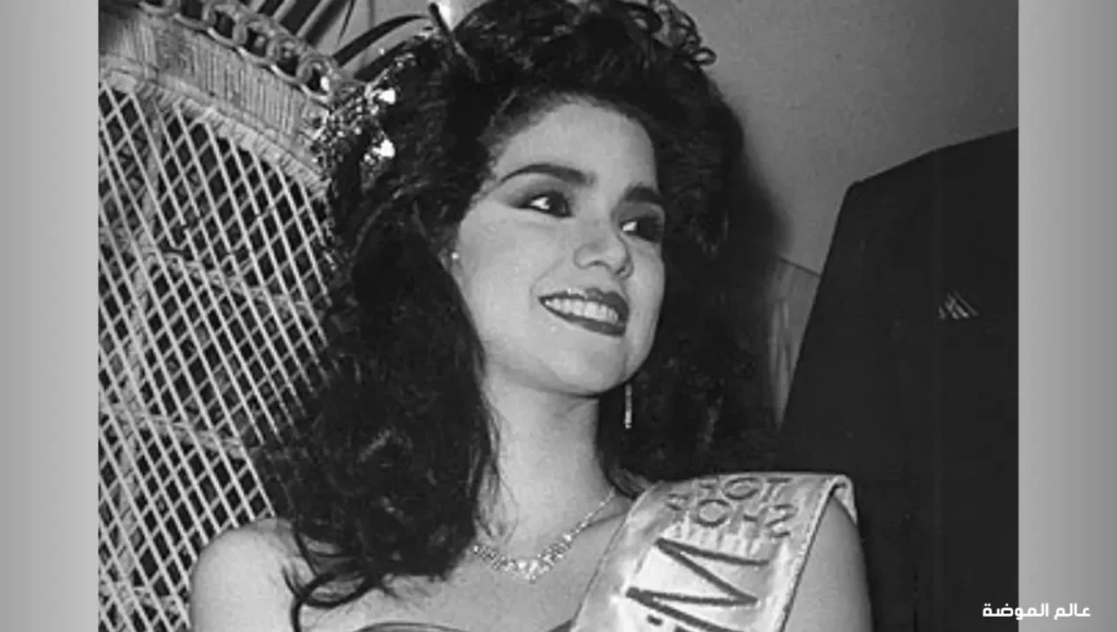 في عام 1984، جمعت أستريد كارولينا هيريرا بين الكاريزما والجاذبية الفنزويلية كـ ملكة جمال العالم في عام 1984، جمعت أستريد كارولينا هيريرا بين الكاريزما والجاذبية الفنزويلية كـ ملكة جمال العالم