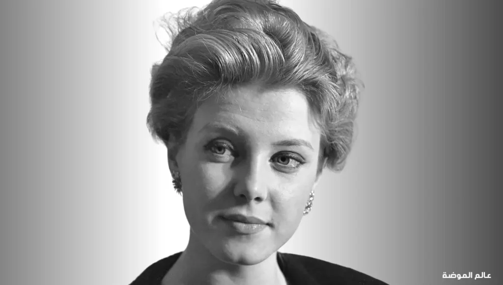 كورين روتسشافر، ملكة جمال العالم 1959 من هولندا، في إطلالة أنيقة كورين روتسشافر، ملكة جمال العالم 1959 من هولندا، في إطلالة أنيقة